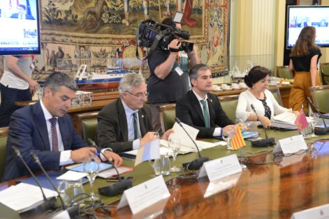 PRESIDIDA POR EL MINISTRO LUIS PLANAS 