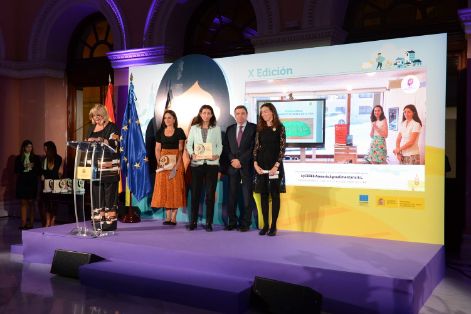 En la entrega de los X Premios de Excelencia a la Innovación para Mujeres Rurales 2019