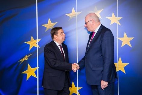 Hoy, tras reunirse con los comisarios de Comercio y de Agricultura y Desarrollo Rural, en Bruselas 