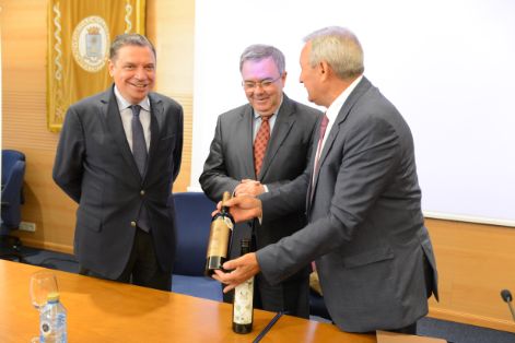 Hoy, en la clausura de la Asamblea de Cooperativas Agro-alimentarias de España 