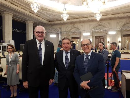 HOY, EN EL CONSEJO INFORMAL DE MINISTROS DE AGRICULTURA DE LA UE, EN BUCAREST (RUMANÍA)