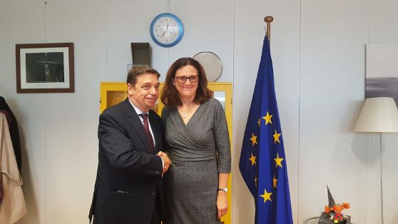 Hoy, tras reunirse con los comisarios de Comercio y de Agricultura y Desarrollo Rural, en Bruselas 