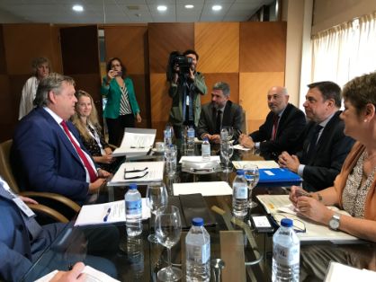 Hoy, en el marco de la Feria Conxemar, en Vigo