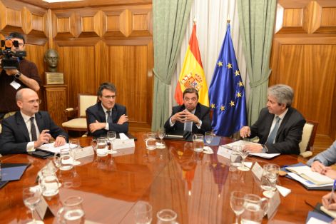 El ministro se ha reunido hoy con ACES, ANGED Y ASEDAS