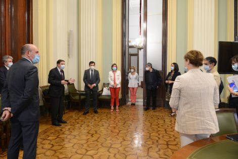 Hoy, en la sede del Ministerio