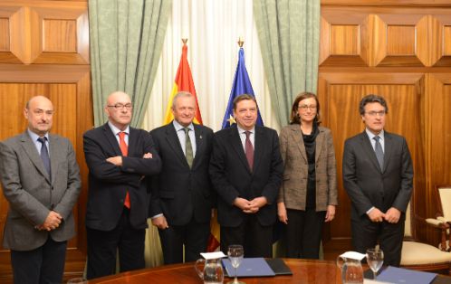 HOY, EN UNA REUNIÓN CON COOPERATIVAS AGRO-ALIMENTARIAS DE ESPAÑA