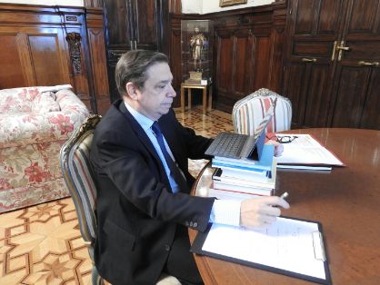 HOY, EN LA REUNIÓN CON LA FEDERACIÓN ESPAÑOLA DE INDUSTRIAS DE LA ALIMENTACIÓN Y BEBIDAS (FIAB) 