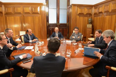 HOY, EN LA SEDE DEL MINISTERIO