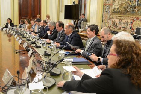 EL MINISTRO LUIS PLANAS SE HA REUNIDO CON LA MAYORÍA DE LOS REPRESENTANTES DEL SECTOR PESQUERO