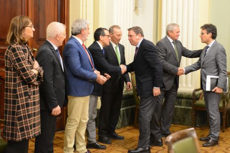 HOY, EN UNA REUNIÓN CON EL CONSEJO RECTOR DE COOPERATIVAS AGRO-ALIMENTARIAS DE ESPAÑA