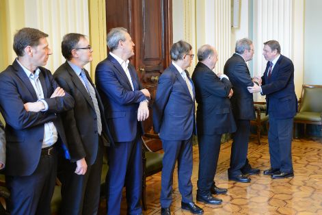 TRAS LA REUNIÓN QUE HA MANTENIDO HOY CON LAS ASOCIACIONES DE CONSUMIDORES Y USUARIOS