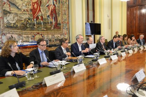 TRAS LA REUNIÓN QUE HA MANTENIDO HOY CON LAS ASOCIACIONES DE CONSUMIDORES Y USUARIOS