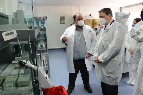 DURANTE SU VISITA A LAS INSTALACIONES DEL CENTRO, UBICADO EN ALGETE (MADRID)