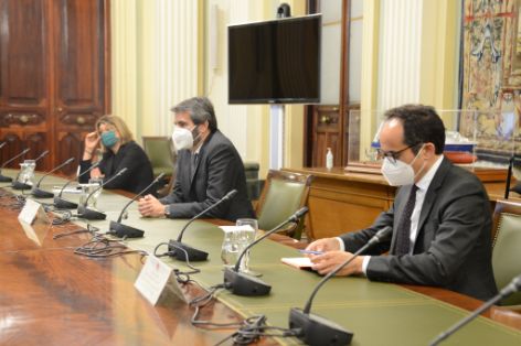 HOY, EN LA SEDE DEL MINISTERIO 