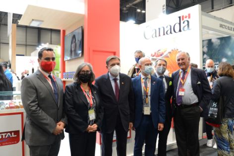 EN UNA VISITA AL SALÓN GOURMETS, FERIA INTERNACIONAL DE ALIMENTACIÓN Y BEBIDAS DE CALIDAD 