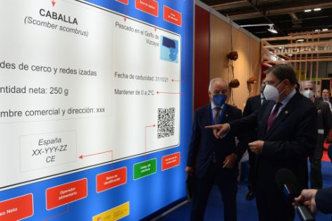 EN UNA VISITA AL SALÓN GOURMETS, FERIA INTERNACIONAL DE ALIMENTACIÓN Y BEBIDAS DE CALIDAD 