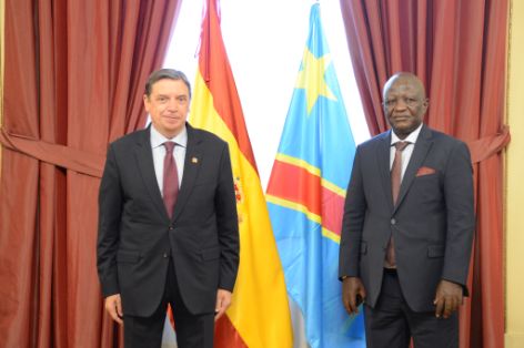 EN UNA REUNIÓN MANTENIDA HOY EN LA SEDE DEL MINISTERIO 