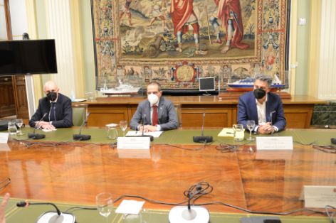 Hoy, en la sede del ministerio 