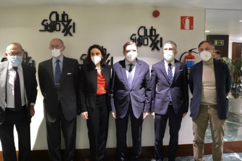 En el Club Siglo XXI 