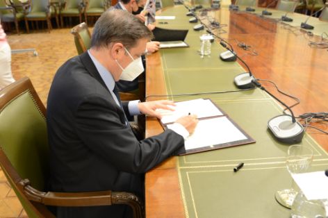 HOY, TRAS LA FIRMA DE UN PROTOCOLO DE COLABORACIÓN CON CAJAMAR