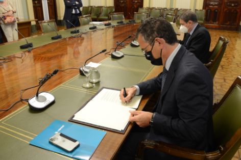 HOY, TRAS LA FIRMA DE UN PROTOCOLO DE COLABORACIÓN CON CAJAMAR