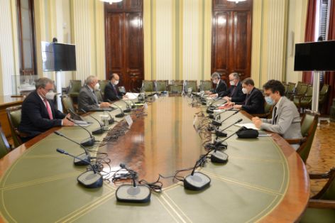 EN UNA REUNIÓN MANTENIDA HOY EN LA SEDE DEL MINISTERIO 