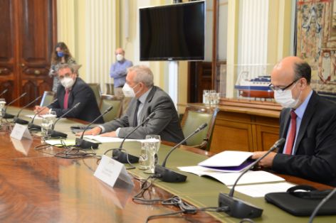 EN UNA REUNIÓN MANTENIDA HOY EN LA SEDE DEL MINISTERIO 