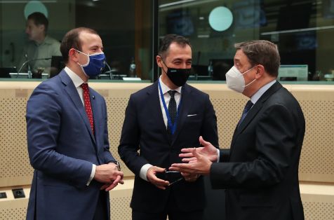 Invitado por el ministro de Agricultura, Pesca y Alimentación, Luis Planas 