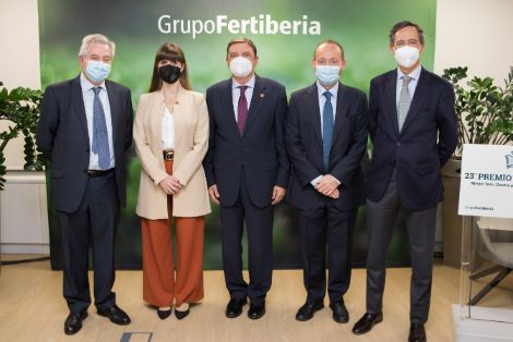 EN LA ENTREGA DEL PREMIO FERTIBERIA A LA MEJOR TESIS DOCTORAL EN TEMAS AGRÍCOLAS