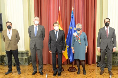 HOY, EN LA SEDE DEL MINISTERIO