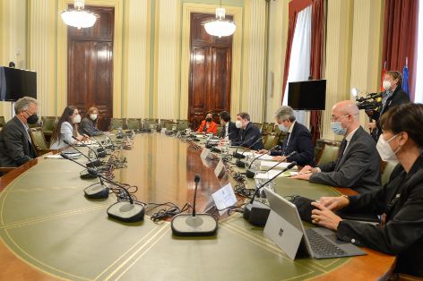 HOY, EN LA SEDE DEL MINISTERIO 