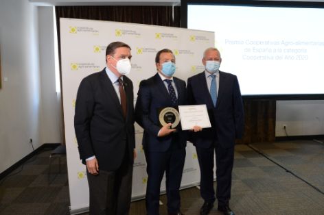 Hoy, en la clausura de la Asamblea General de Cooperativas Agroalimentarias de España (CAE)
