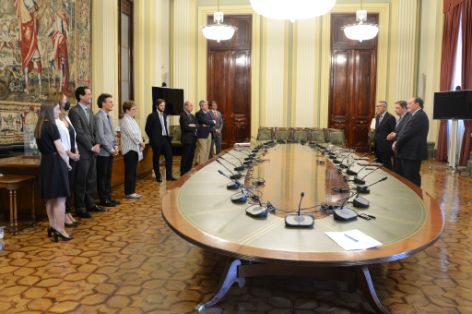 A través de un convenio con el ICO y SAECA