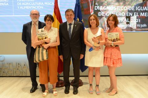Hoy, en la presentación del informe “Diagnóstico de la Igualdad de Género en el Medio Rural 2021”