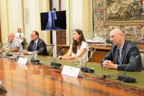 HOY, EN LA SEDE DEL MINISTERIO