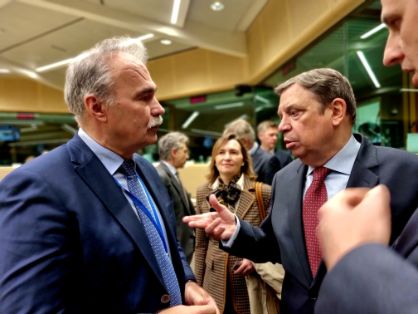 Hoy, en el Consejo de Ministros de Agricultura y Pesca de la Unión 
Europea, en Bruselas
