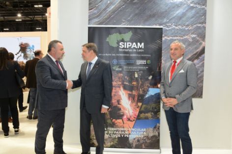 En el estand del Ministerio de Agricultura, Pesca y Alimentación en FITUR