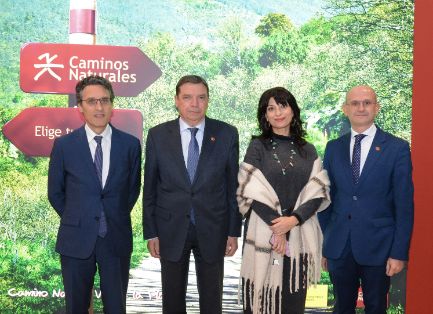 En el estand del Ministerio de Agricultura, Pesca y Alimentación en FITUR