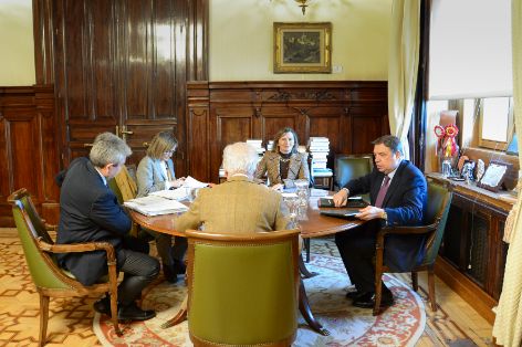 Ministro y equipo SGP-1