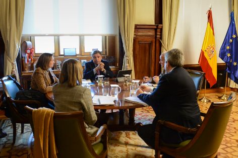 Ministro y equipo SGP-5