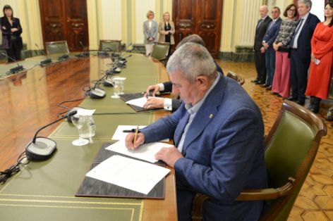 Hoy, en la sede del ministerio