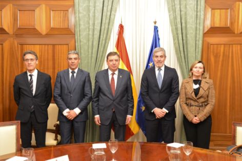 Reunión entre el ministro Planas y el presidente de Canarias 
