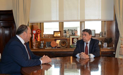 Hoy, en la sede del Ministerio  