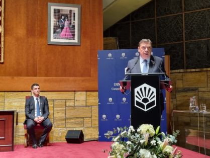 En la recepción de la distinción “Tomás de Aquino”, en Córdoba 