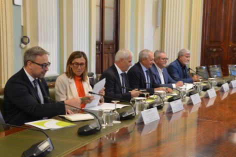 Hoy, en la sede del ministerio 