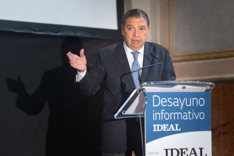 Hoy, en Granada, en un desayuno informativo del diario Ideal  