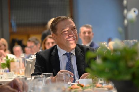 Hoy, en Granada, en un desayuno informativo del diario Ideal  