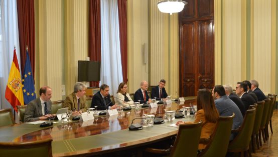 En la reunión con la Conferencia Española de Consejos Reguladores Vitivinícolas