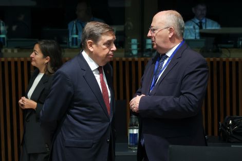 Anoche, en el Consejo de Ministros de Agricultura de la UE en Luxemburgo