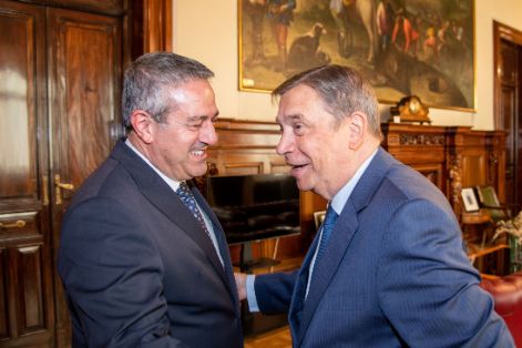 Hoy, en la sede del ministerio